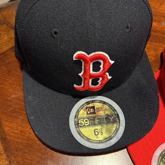 Boys Atlanta and Boston hats sizes 6 1/2 and 6 3/8 - Picture 2 of 8